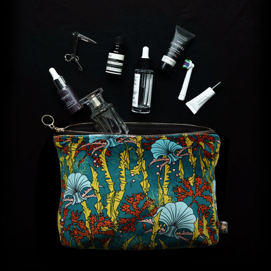 CORAL ODYSSEY TEAL: Everyday Pouch